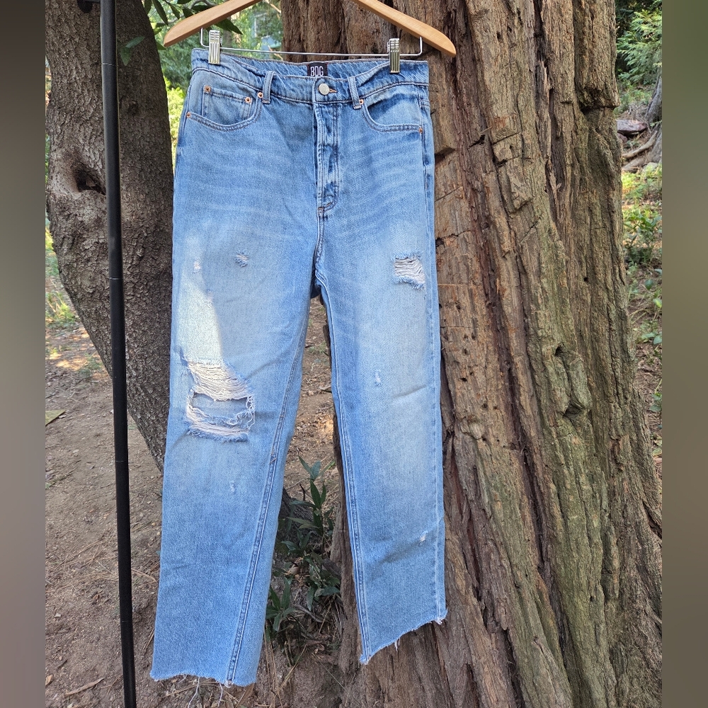 BDG‎ Women's Blue Distressed Slim Straight Jeans Size 30